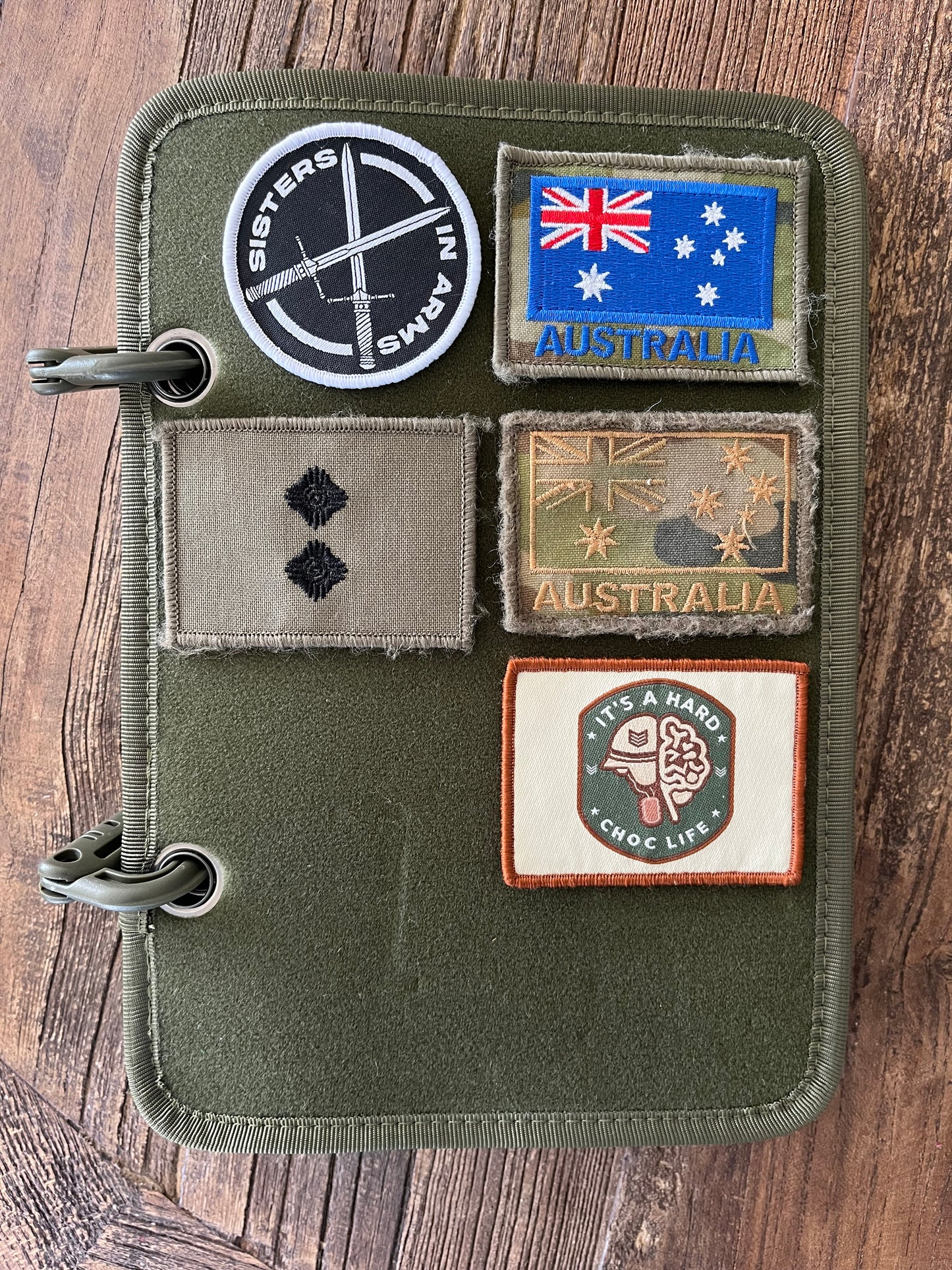 PATCH DISPLAY BOOK